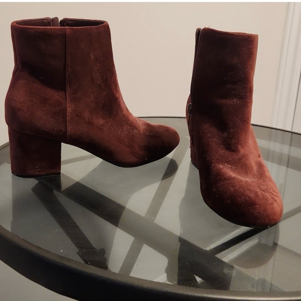 Elegant Brown Suede Ankle Boots